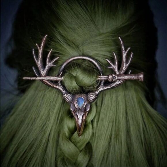 Gothic Vintage Inspired Elk Skull, decretive Blue Stone, Unique artistic… - Picture 6 of 6